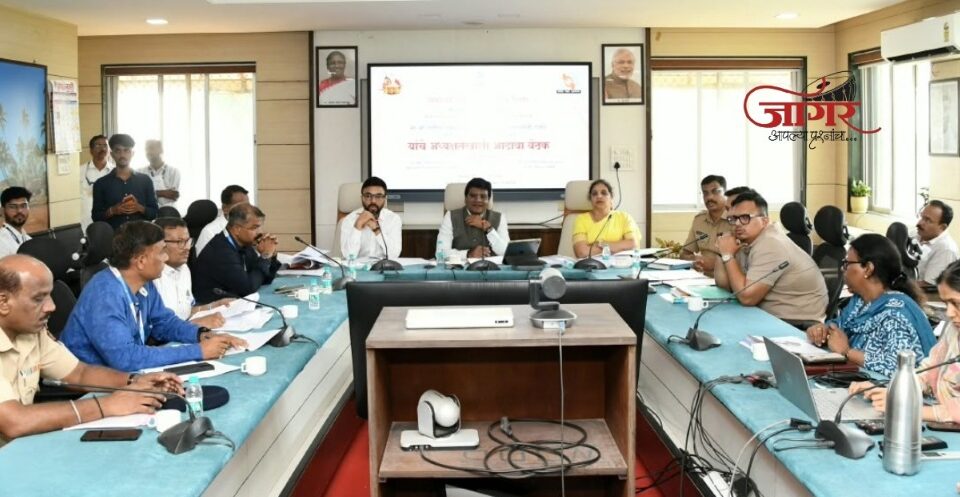सफाई कामगारांना शासनाच्या विविध योजनांचा लाभ प्राधान्याने द्यावा – राज्य सफाई कर्मचारी आयोग अध्यक्ष शेरसिंग डागोर